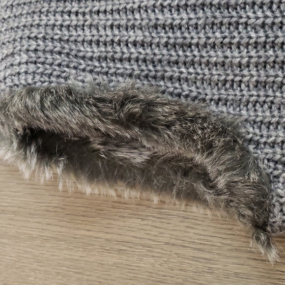 Zara Faux Fur Cable Knit Vest - Picture 8 of 11